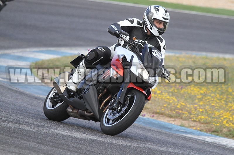 Track Day Motoval Estoril dias 4 e 5 Junho  Abril de 2016 CvyhXa