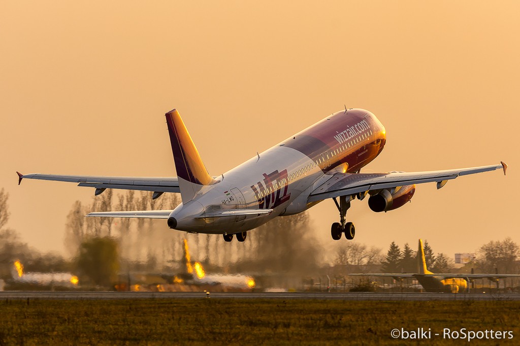 	Aeroportul Bucuresti - Henri Coanda / Otopeni (OTP / LROP) - Aprilie 2016   E0jzgq