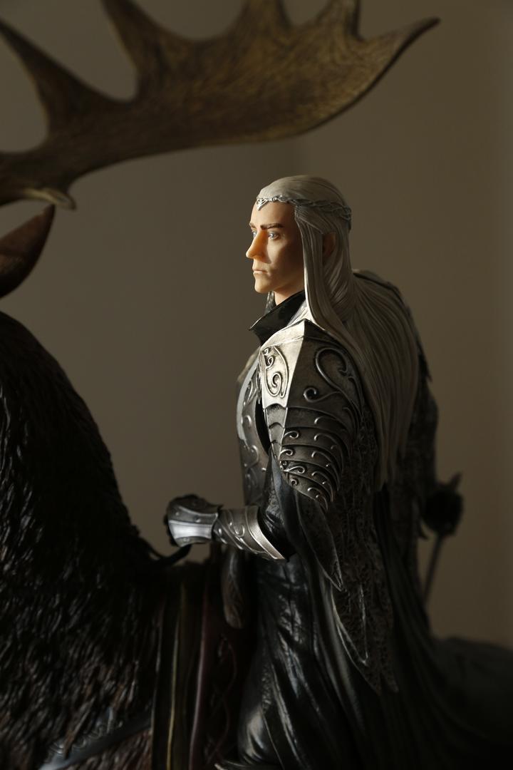 THE HOBBIT - THRANDUIL ON ELK  Ghu41u