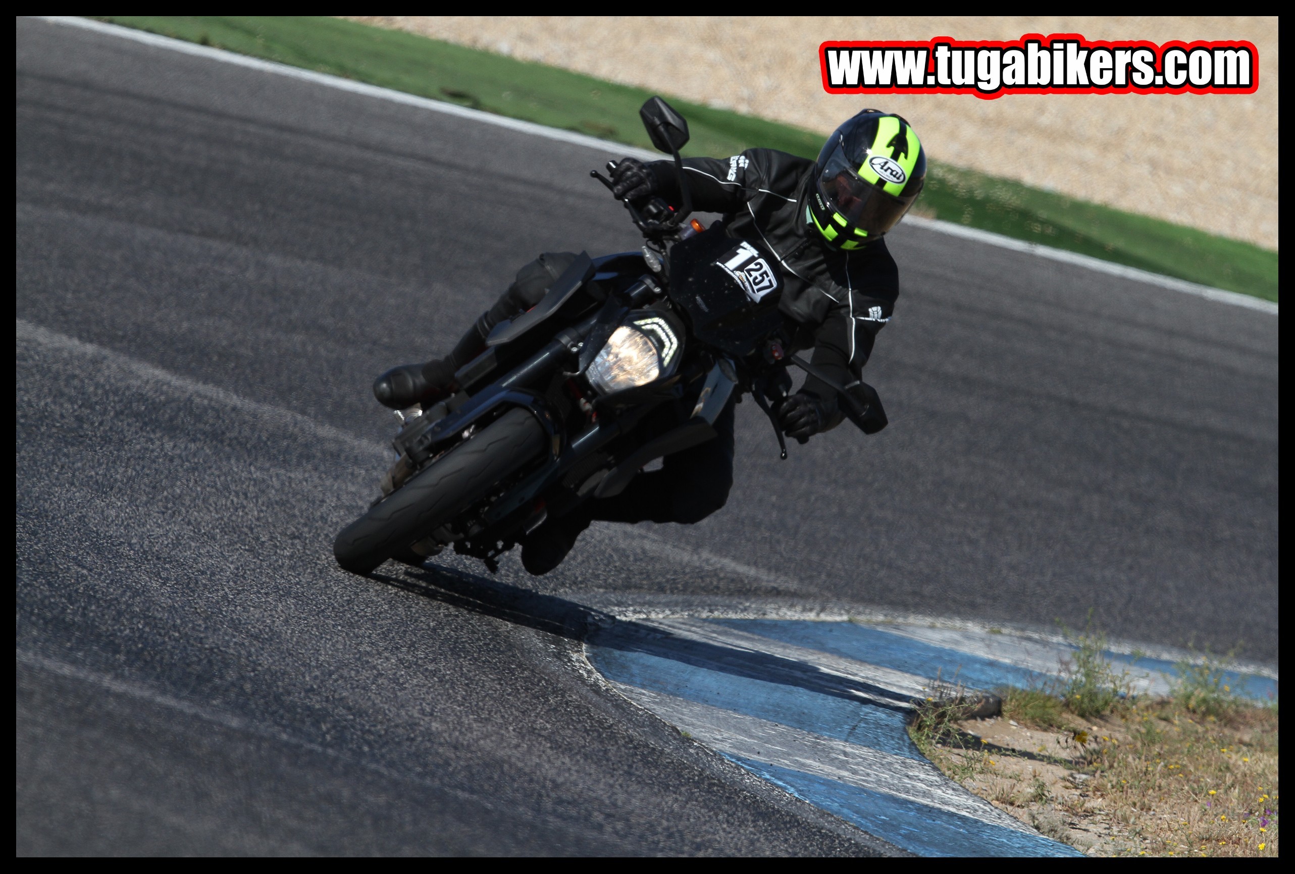 Track Day Motoval Estoril dias 25 e 26 Junho de 2016   MZHlSm