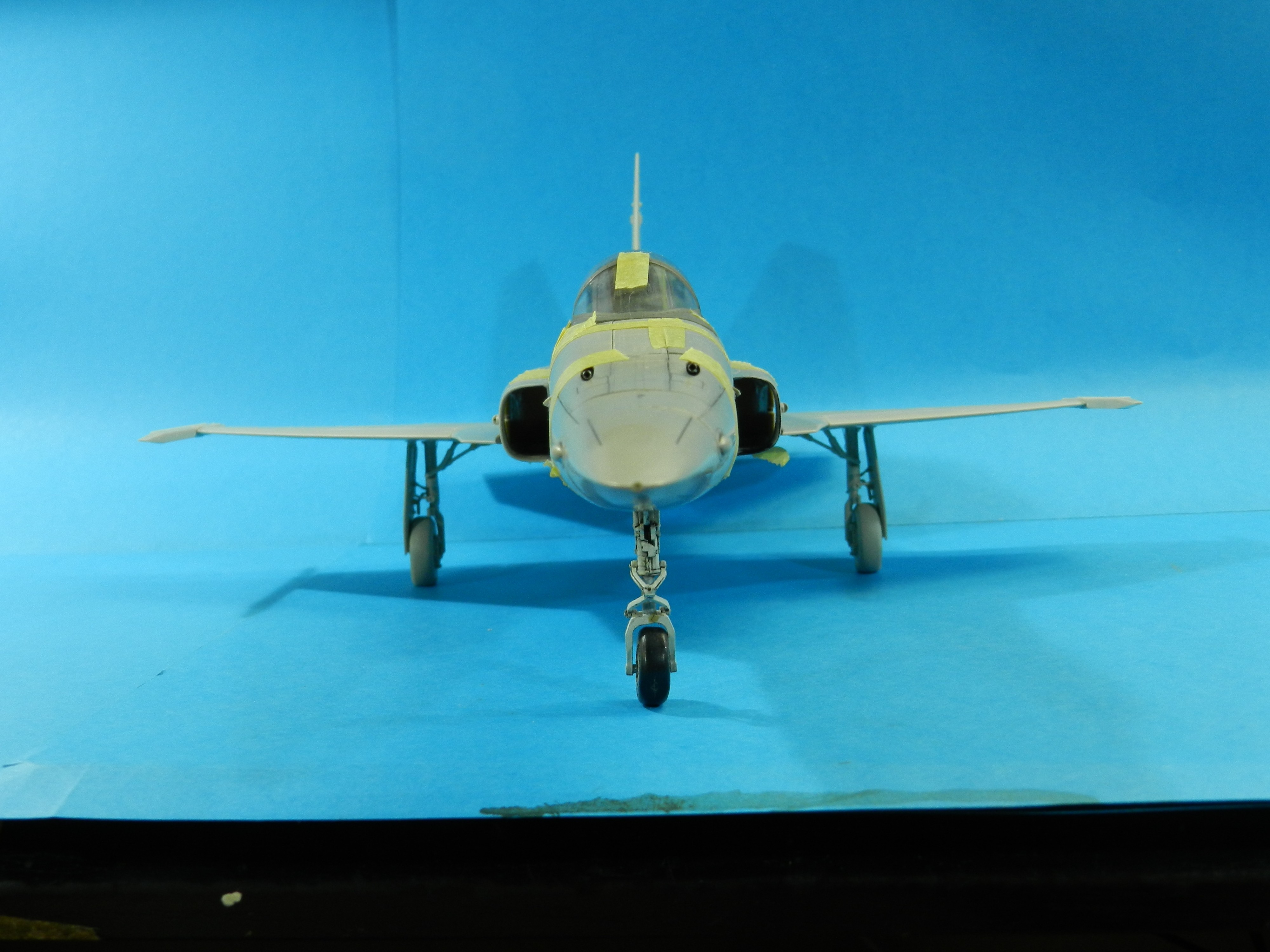 F-5E Aggressor 106 rouge VFC-111 Kittyhawk 1/32 - Page 3 QILHbT