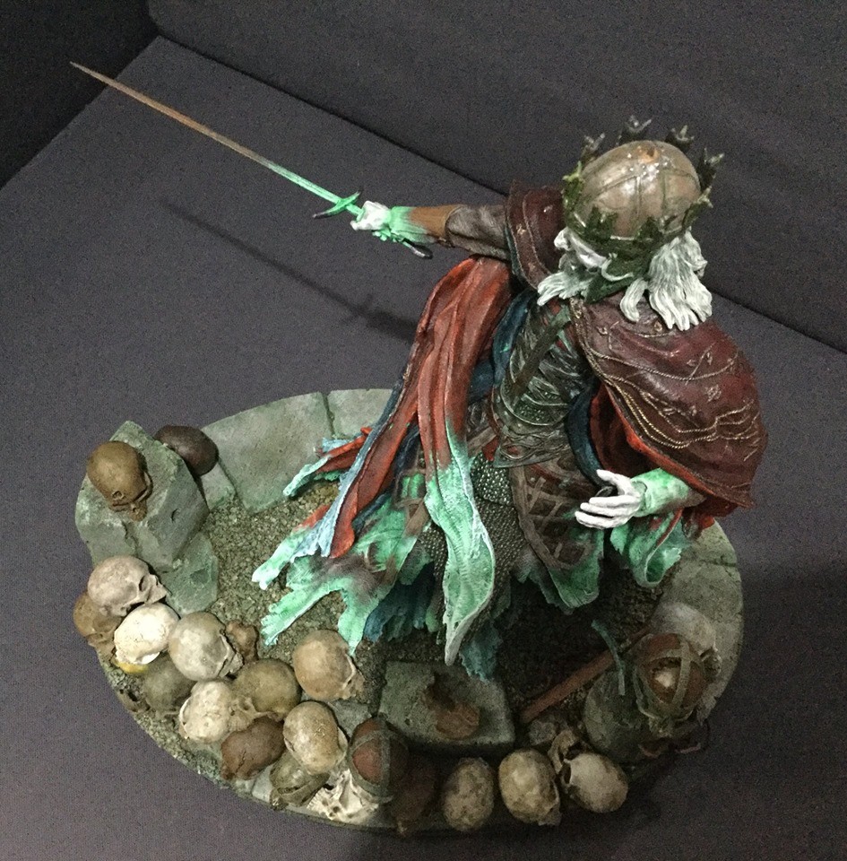 Weta King of the Dead repaint and custom stand AQsdgx