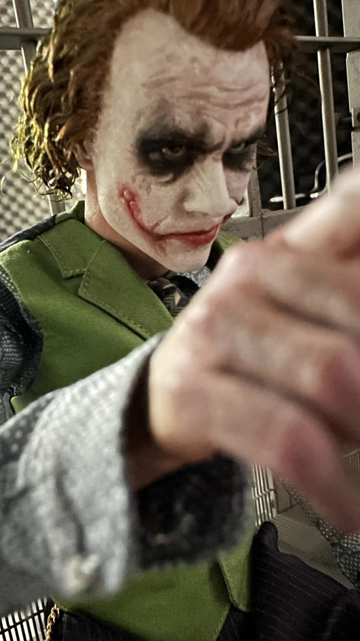 The Dark Knight : Joker (Heath Ledger)  - Page 3 JbPnrK