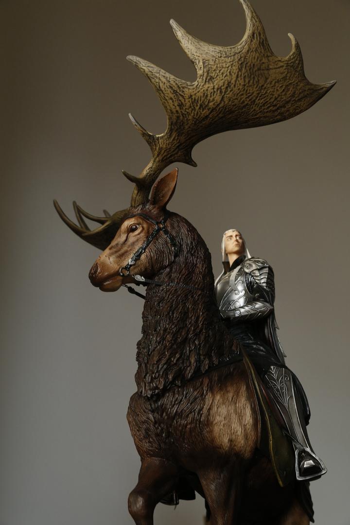 THE HOBBIT - THRANDUIL ON ELK  LWIpNu