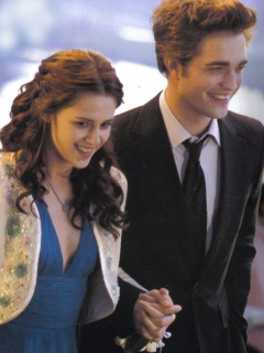 Edward and Bella at Prom