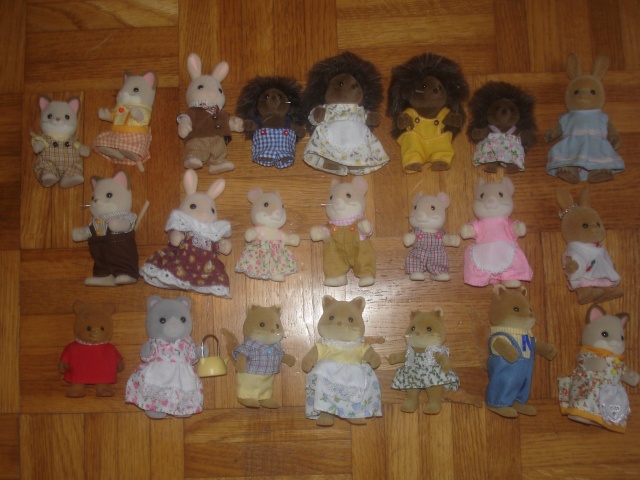 Ma collection de figurines des Sylvanian families - 001