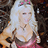 Angelina Love||Maé