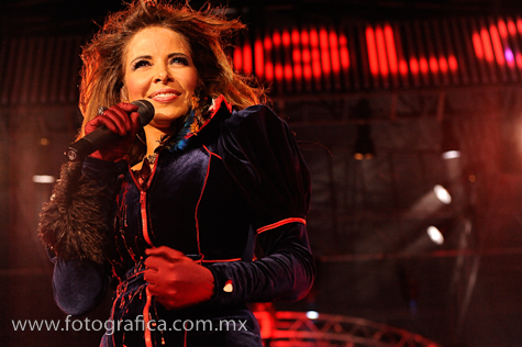 gloriatrevi 0819