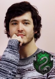 Alex Vlahos