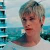 Maxxie (l)