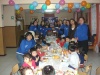 EN PLENA CELEBRACIÓN CON LOS PEQUEÑOS DE LA FUNDACIÓN.