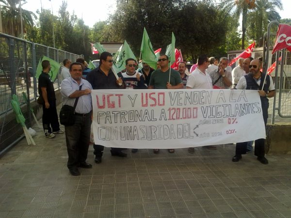 Concentración ante sede UGT Sevilla
