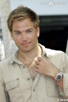 Anthony Dinozzo♪