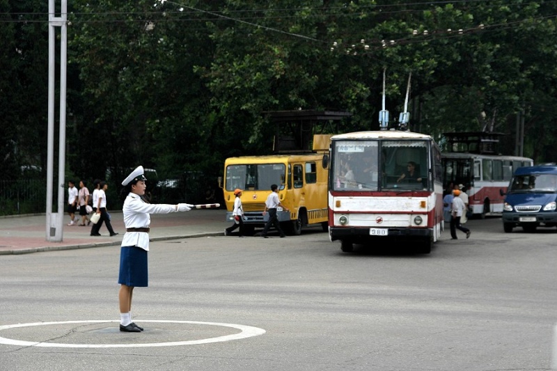 ad. Lady in white