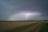 3 orages successifs de courte durée mais bien pluvieux passent sur la ville (Loudun-86).