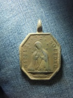 MEDALLAS RELIGIOSAS EN GENERAL 1768-64