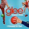 3x07 "I Kissed A Girl" - 003