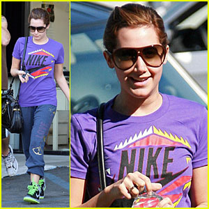 ashley-tisdale-nike-outfit