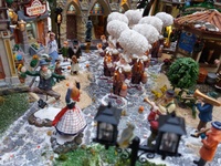 Villages Noël miniatures et autres saisons 218-64
