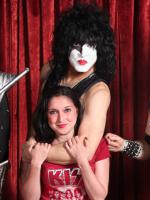 Kiss Army France 101-34