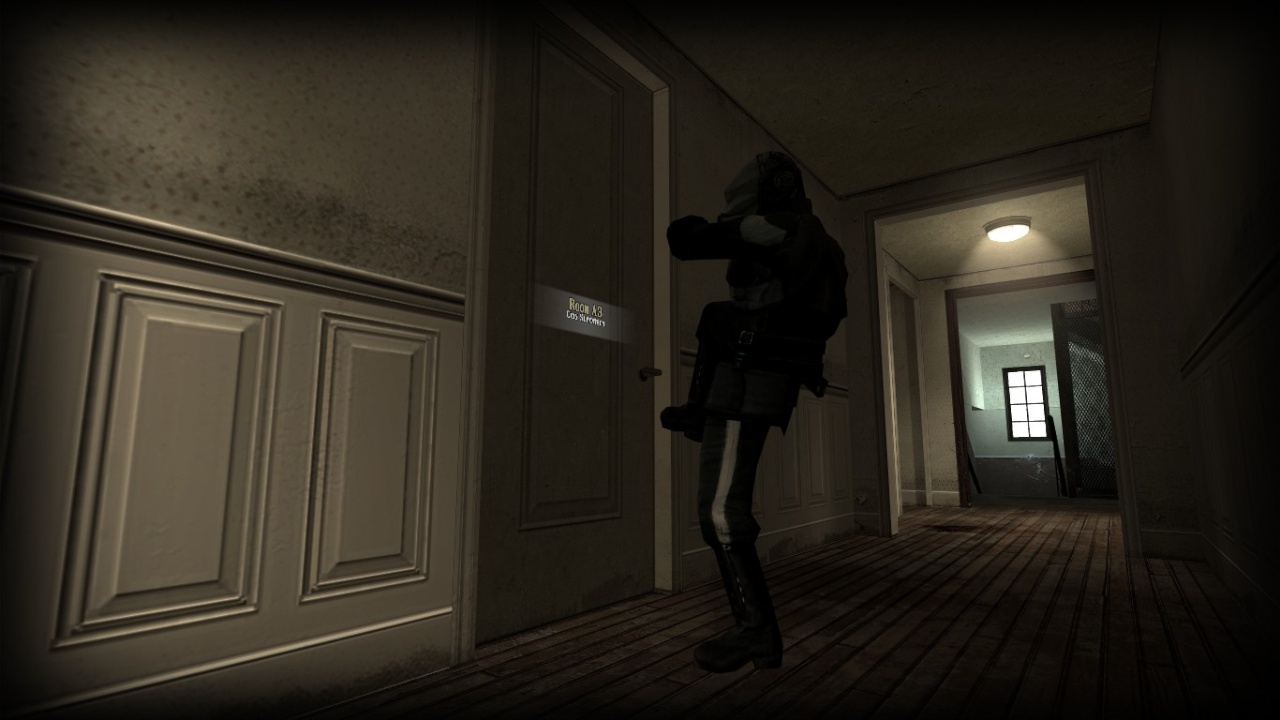 A CP kicking down a door.