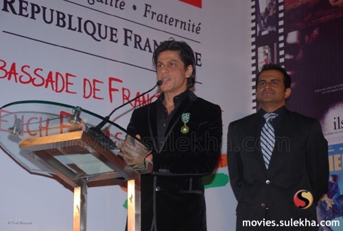 SRK devient Officier des Arts et des Lettres - 001