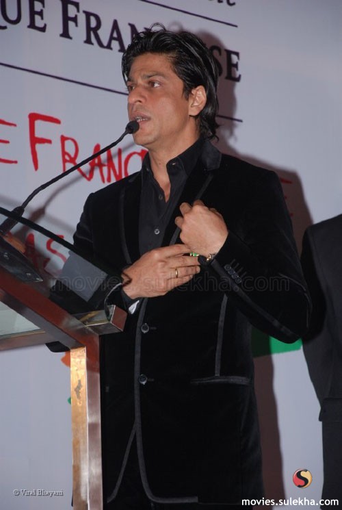 SRK devient Officier des Arts et des Lettres - 005