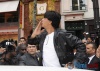 SRK et les fans Flhant10