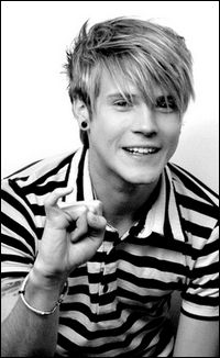 dougie poynter