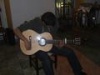 Guitarra en la peña flamenca