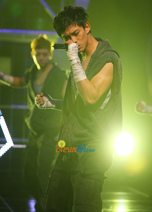 100422 2PM - Mcountdown Comeback Stage