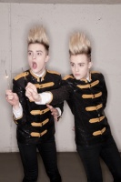 Jedward_victory