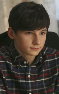 Henry Mills