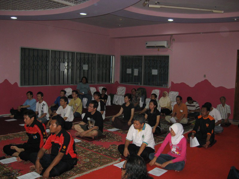 Pelatihan bersama dengan Trimurti Yoga Kundalini , 4 Oktober 2009